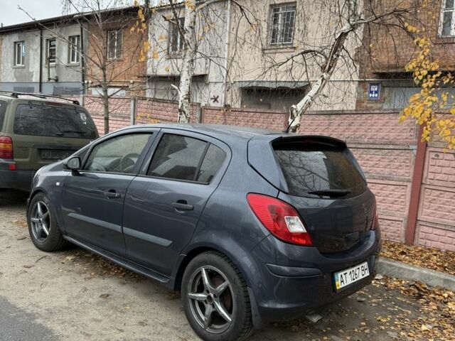 Серый Опель Корса, объемом двигателя 1.2 л и пробегом 220 тыс. км за 3999 $, фото 1 на Automoto.ua