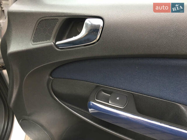 Серый Опель Корса, объемом двигателя 1.2 л и пробегом 166 тыс. км за 4750 $, фото 19 на Automoto.ua