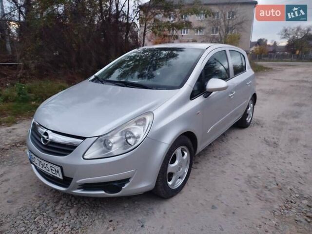 Опель Корса 2007 в Калуше на Automoto.ua Серый Опель Корса, объемом двигателя 1.3 л и пробегом 179 тыс. км за 3850 $, фото 1 на Automoto.ua