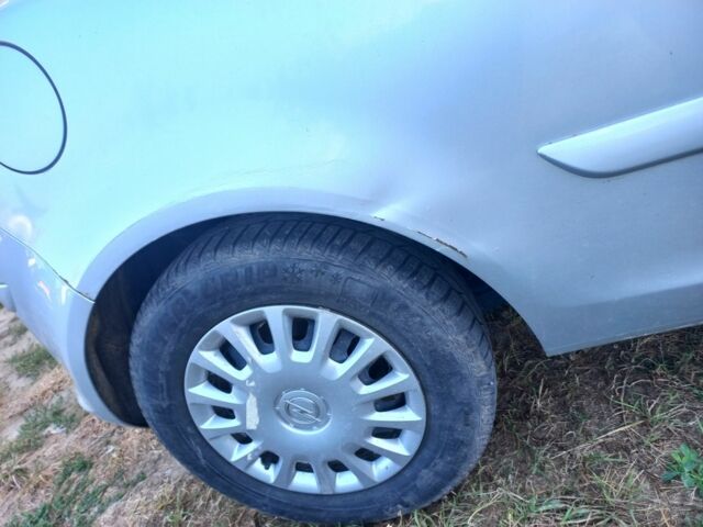 Серый Опель Корса, объемом двигателя 0 л и пробегом 224 тыс. км за 2200 $, фото 4 на Automoto.ua