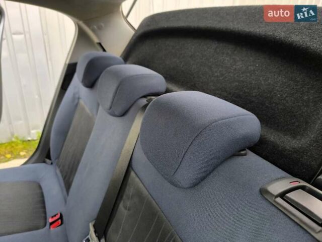 Серый Опель Корса, объемом двигателя 1.4 л и пробегом 211 тыс. км за 6750 $, фото 22 на Automoto.ua