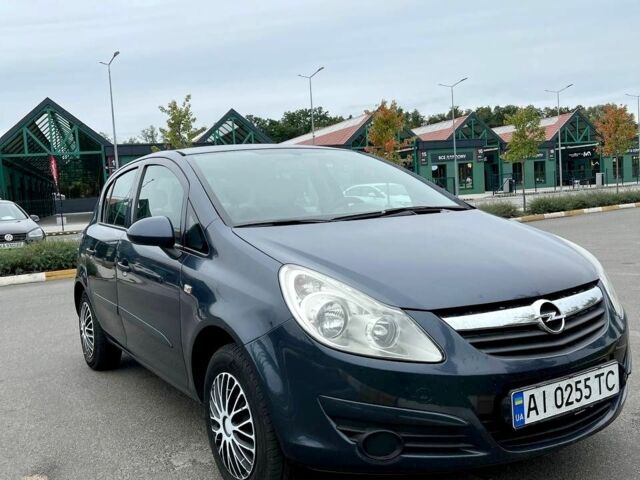 Серый Опель Корса, объемом двигателя 1.2 л и пробегом 248 тыс. км за 4600 $, фото 2 на Automoto.ua
