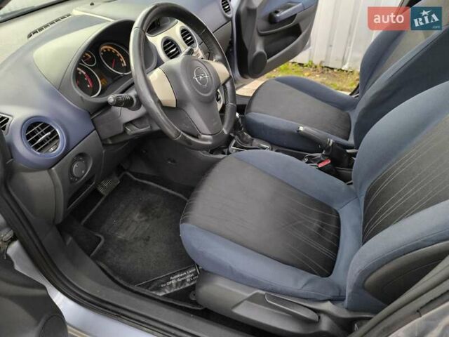 Серый Опель Корса, объемом двигателя 1.4 л и пробегом 211 тыс. км за 6750 $, фото 19 на Automoto.ua