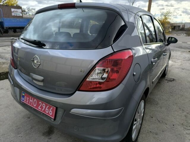 Серый Опель Корса, объемом двигателя 0 л и пробегом 210 тыс. км за 6750 $, фото 5 на Automoto.ua
