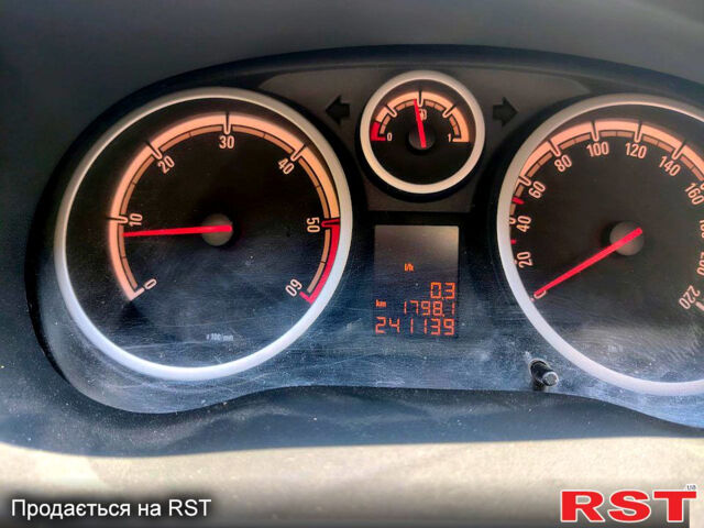 Серый Опель Корса, объемом двигателя 1.2 л и пробегом 241 тыс. км за 4300 $, фото 8 на Automoto.ua