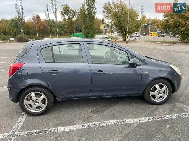 Опель Корса 2008 в Киеве на Automoto.ua Серый Опель Корса, объемом двигателя 1.23 л и пробегом 255 тыс. км за 3900 $, фото 3 на Automoto.ua