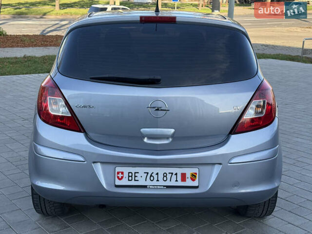 Сірий Опель Корса, об'ємом двигуна 1.4 л та пробігом 199 тис. км за 7350 $, фото 17 на Automoto.ua