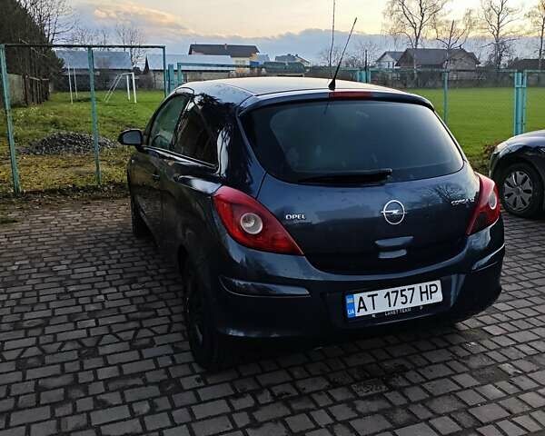 Серый Опель Корса, объемом двигателя 1.23 л и пробегом 188 тыс. км за 3850 $, фото 2 на Automoto.ua