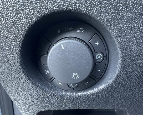 Серый Опель Корса, объемом двигателя 1.4 л и пробегом 199 тыс. км за 7499 $, фото 34 на Automoto.ua