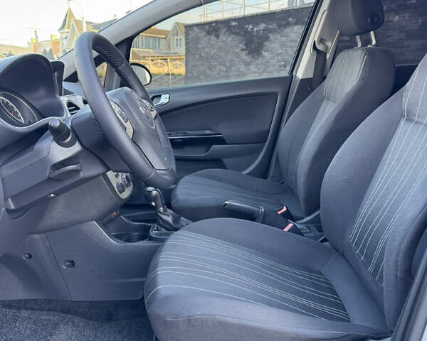 Сірий Опель Корса, об'ємом двигуна 1.4 л та пробігом 199 тис. км за 7350 $, фото 29 на Automoto.ua