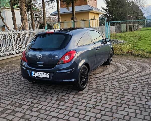 Серый Опель Корса, объемом двигателя 1.23 л и пробегом 188 тыс. км за 3850 $, фото 1 на Automoto.ua