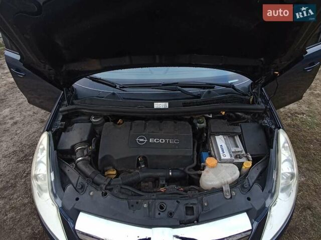 Сірий Опель Корса, об'ємом двигуна 1.2 л та пробігом 232 тис. км за 4850 $, фото 9 на Automoto.ua