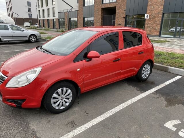 Серый Опель Корса, объемом двигателя 1 л и пробегом 220 тыс. км за 4000 $, фото 10 на Automoto.ua