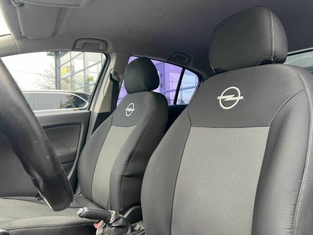 Сірий Опель Корса, об'ємом двигуна 1.2 л та пробігом 112 тис. км за 5400 $, фото 20 на Automoto.ua