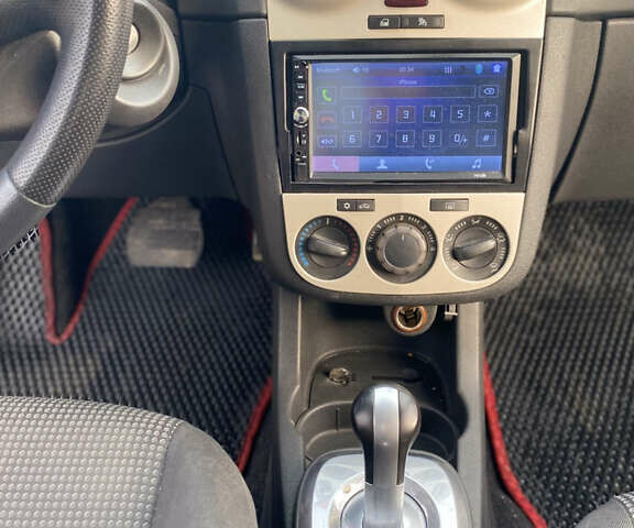 Сірий Опель Корса, об'ємом двигуна 1.23 л та пробігом 125 тис. км за 4300 $, фото 27 на Automoto.ua