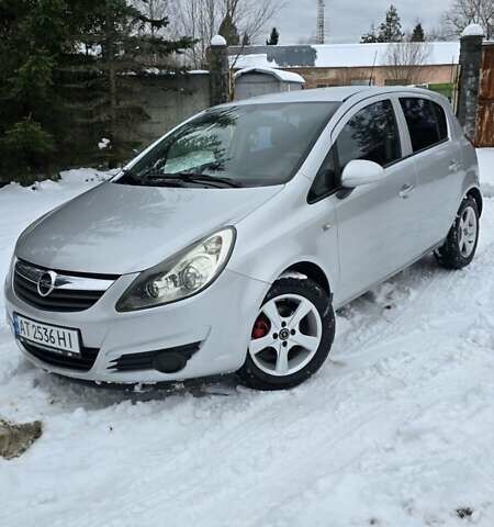 Сірий Опель Корса, об'ємом двигуна 1.3 л та пробігом 220 тис. км за 4250 $, фото 2 на Automoto.ua