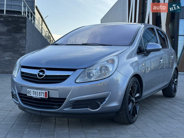 Серый Опель Корса, объемом двигателя 1.4 л и пробегом 199 тыс. км за 7499 $, фото 3 на Automoto.ua