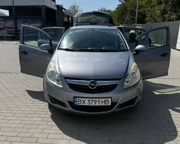 Серый Опель Корса, объемом двигателя 1.36 л и пробегом 185 тыс. км за 4800 $, фото 8 на Automoto.ua