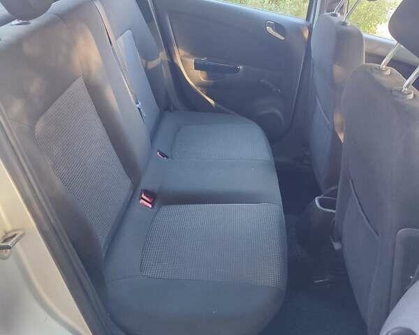 Серый Опель Корса, объемом двигателя 1 л и пробегом 168 тыс. км за 4500 $, фото 6 на Automoto.ua