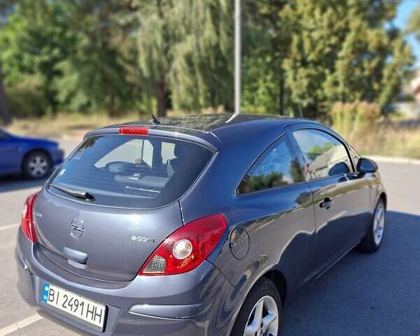 Опель Корса 2009 в Чернигове на Automoto.ua Серый Опель Корса, объемом двигателя 1 л и пробегом 115 тыс. км за 4500 $, фото 9 на Automoto.ua
