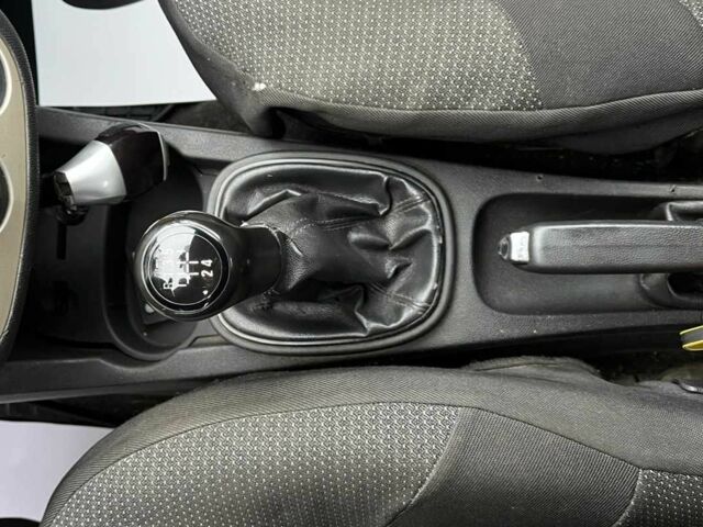 Сірий Опель Корса, об'ємом двигуна 1.3 л та пробігом 265 тис. км за 3999 $, фото 12 на Automoto.ua