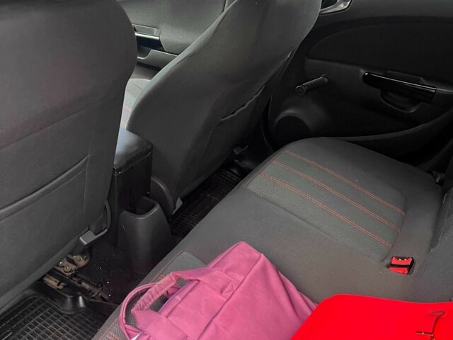 Серый Опель Корса, объемом двигателя 1.4 л и пробегом 206 тыс. км за 6150 $, фото 5 на Automoto.ua