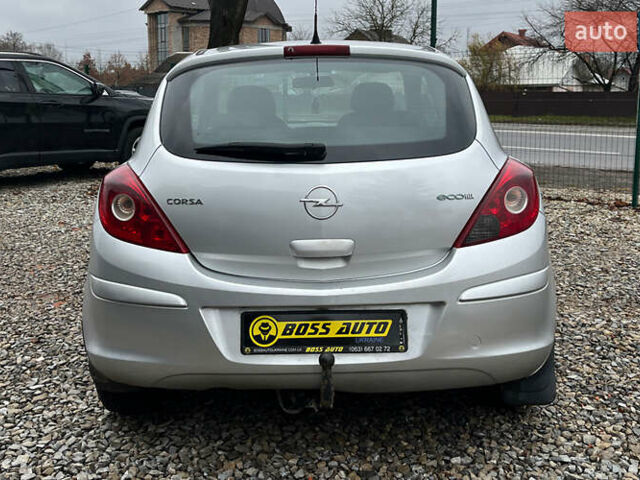 Серый Опель Корса, объемом двигателя 1.25 л и пробегом 265 тыс. км за 3800 $, фото 5 на Automoto.ua