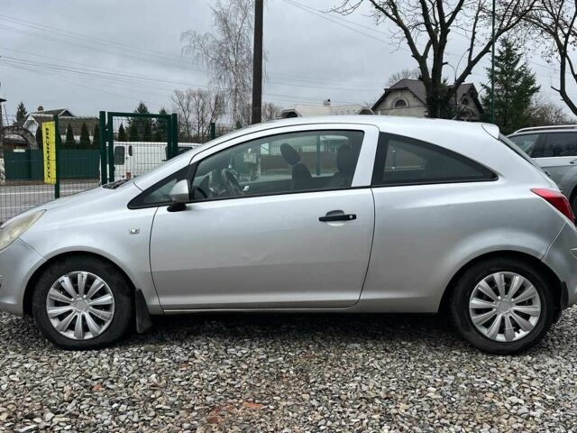 Сірий Опель Корса, об'ємом двигуна 1.3 л та пробігом 265 тис. км за 3999 $, фото 3 на Automoto.ua