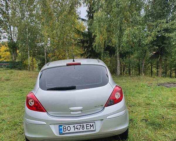 Серый Опель Корса, объемом двигателя 1.23 л и пробегом 213 тыс. км за 4680 $, фото 11 на Automoto.ua