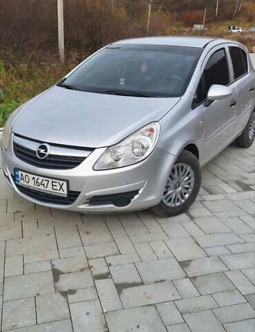 Серый Опель Корса, объемом двигателя 1.3 л и пробегом 242 тыс. км за 4700 $, фото 2 на Automoto.ua