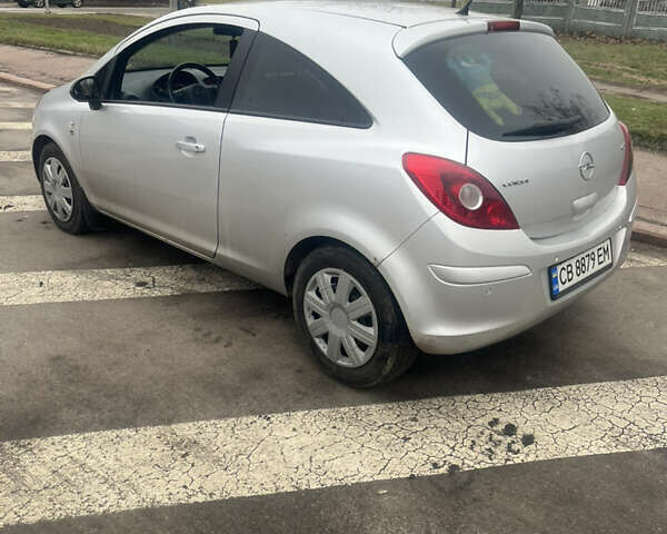 Сірий Опель Корса, об'ємом двигуна 1.3 л та пробігом 233 тис. км за 4450 $, фото 5 на Automoto.ua