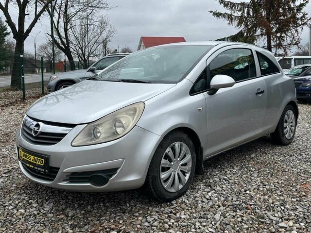 Сірий Опель Корса, об'ємом двигуна 1.3 л та пробігом 265 тис. км за 3999 $, фото 2 на Automoto.ua