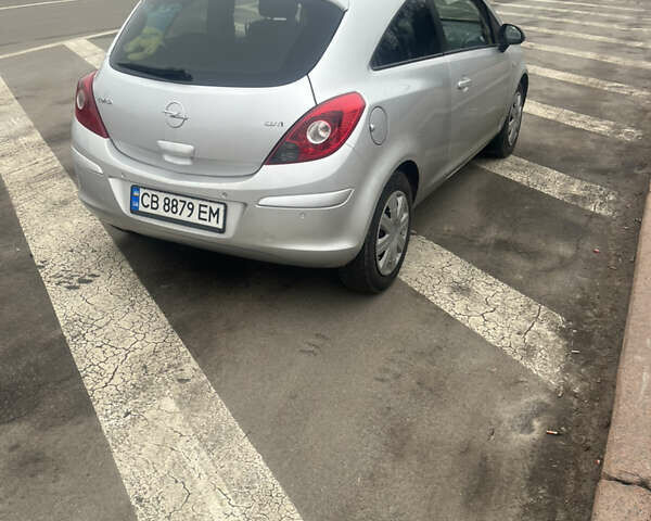 Сірий Опель Корса, об'ємом двигуна 1.3 л та пробігом 233 тис. км за 4450 $, фото 3 на Automoto.ua