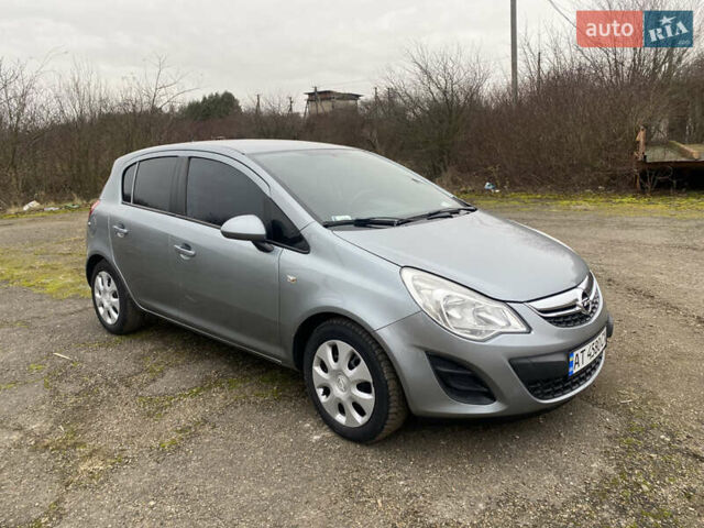 Сірий Опель Корса, об'ємом двигуна 1.25 л та пробігом 260 тис. км за 4750 $, фото 4 на Automoto.ua