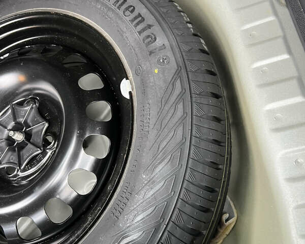 Сірий Опель Корса, об'ємом двигуна 1.3 л та пробігом 103 тис. км за 5500 $, фото 7 на Automoto.ua