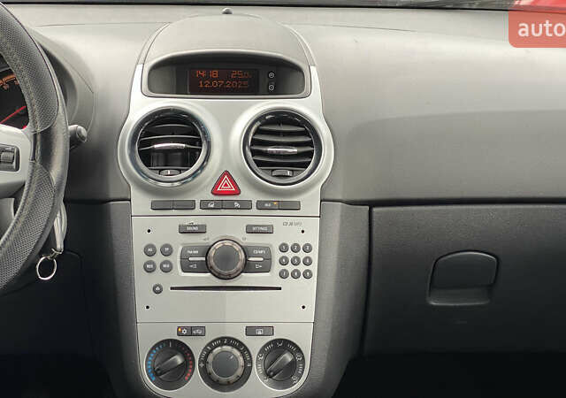 Сірий Опель Корса, об'ємом двигуна 0 л та пробігом 185 тис. км за 5899 $, фото 35 на Automoto.ua