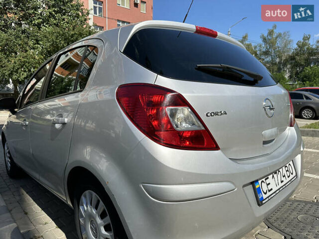 Серый Опель Корса, объемом двигателя 1.23 л и пробегом 189 тыс. км за 5400 $, фото 3 на Automoto.ua