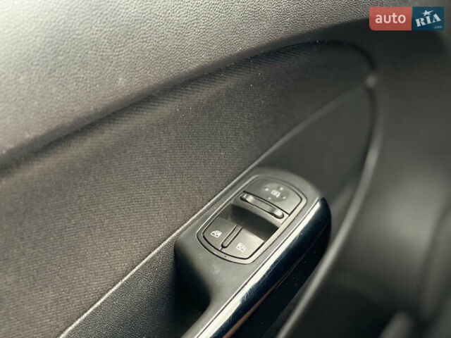 Сірий Опель Корса, об'ємом двигуна 0 л та пробігом 185 тис. км за 5899 $, фото 38 на Automoto.ua