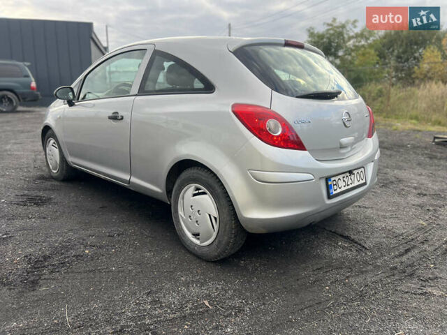 Сірий Опель Корса, об'ємом двигуна 1.25 л та пробігом 196 тис. км за 3700 $, фото 6 на Automoto.ua