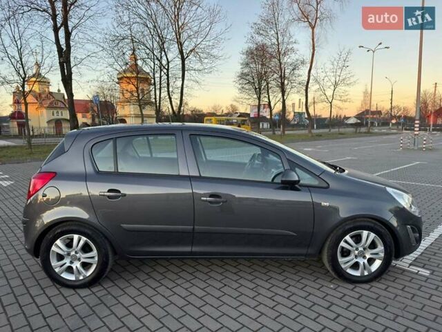 Серый Опель Корса, объемом двигателя 1.3 л и пробегом 176 тыс. км за 6550 $, фото 13 на Automoto.ua