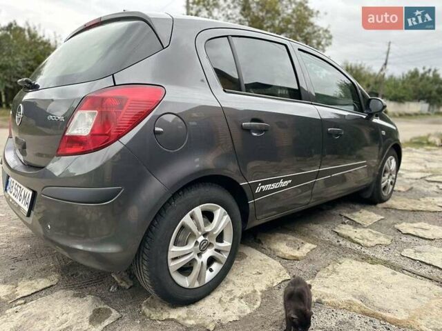 Серый Опель Корса, объемом двигателя 1.25 л и пробегом 250 тыс. км за 4999 $, фото 46 на Automoto.ua