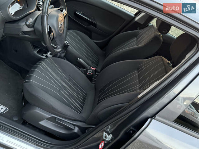 Серый Опель Корса, объемом двигателя 1.4 л и пробегом 203 тыс. км за 6250 $, фото 32 на Automoto.ua