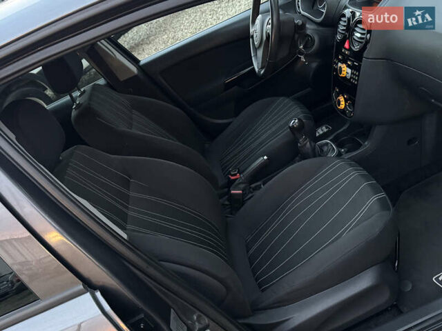 Серый Опель Корса, объемом двигателя 1.4 л и пробегом 203 тыс. км за 6250 $, фото 34 на Automoto.ua