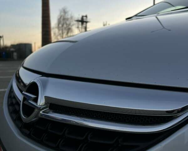 Сірий Опель Корса, об'ємом двигуна 1.36 л та пробігом 207 тис. км за 5500 $, фото 29 на Automoto.ua