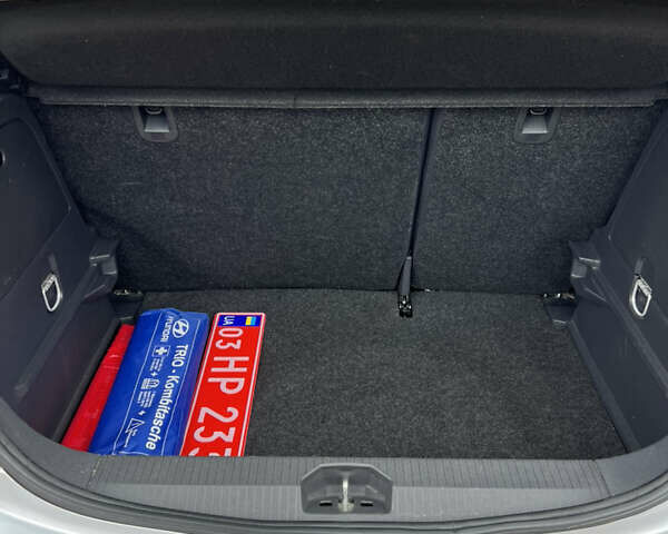 Сірий Опель Корса, об'ємом двигуна 1.3 л та пробігом 103 тис. км за 5500 $, фото 6 на Automoto.ua