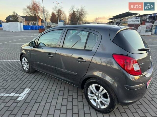 Серый Опель Корса, объемом двигателя 1.3 л и пробегом 176 тыс. км за 6550 $, фото 7 на Automoto.ua