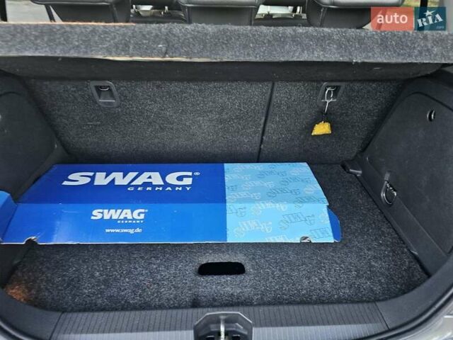 Серый Опель Корса, объемом двигателя 1.25 л и пробегом 250 тыс. км за 4999 $, фото 70 на Automoto.ua