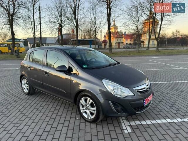 Серый Опель Корса, объемом двигателя 1.3 л и пробегом 176 тыс. км за 6550 $, фото 16 на Automoto.ua