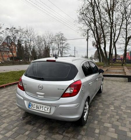 Сірий Опель Корса, об'ємом двигуна 1.3 л та пробігом 282 тис. км за 4400 $, фото 2 на Automoto.ua