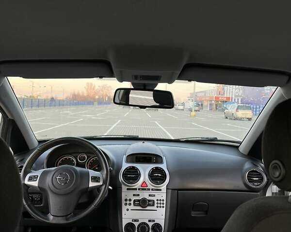 Сірий Опель Корса, об'ємом двигуна 1.36 л та пробігом 207 тис. км за 5500 $, фото 28 на Automoto.ua